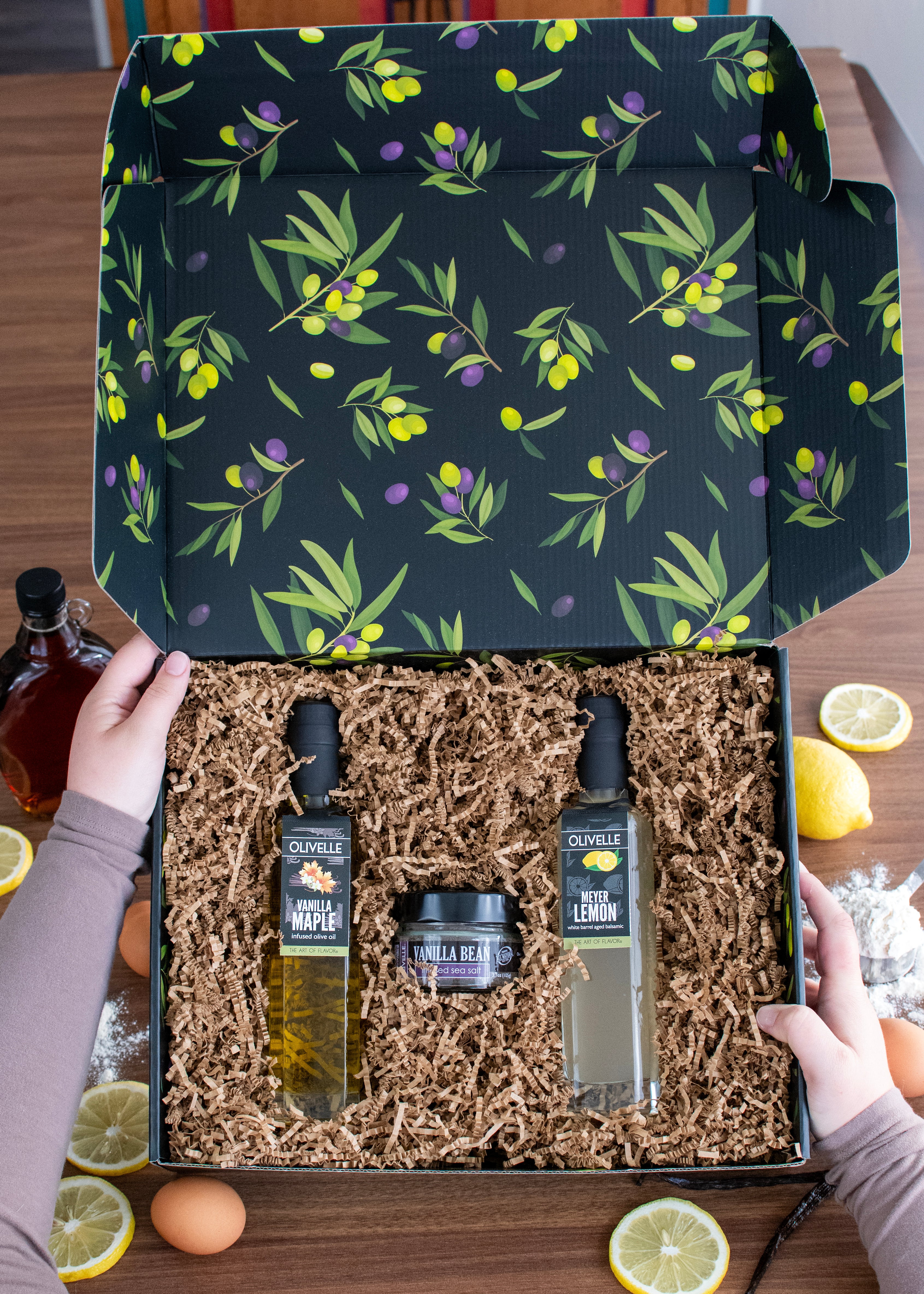 Classic Olive Oil Cake with Lemon Icing Recipe Gift Kit