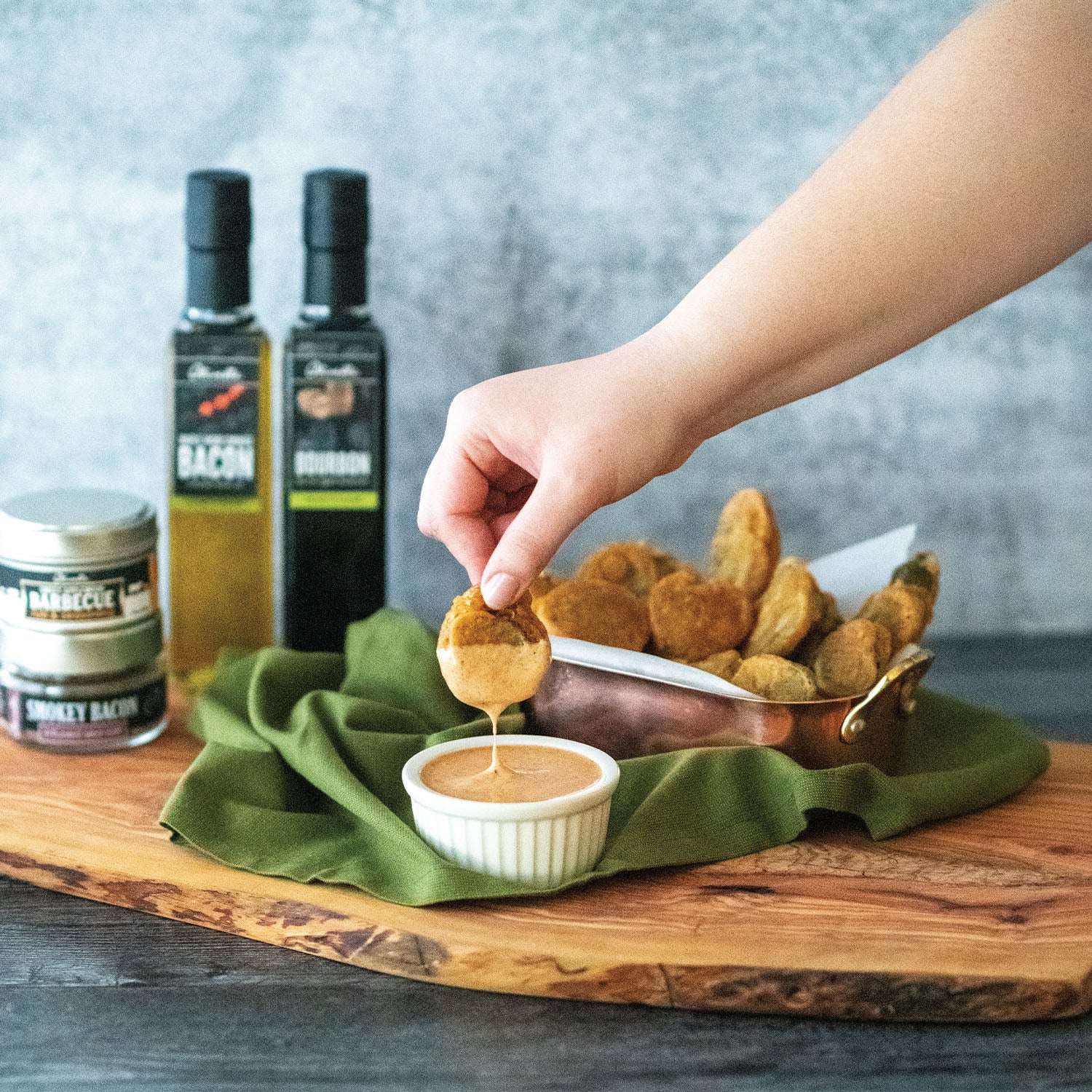 Fried Pickles with Smokehouse Mayo